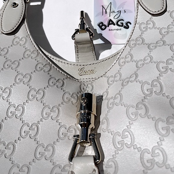 Gucci: Bardot Guccissima Jackie O Piston Lock Shoulder Bag (Ivory) - Picture 7 of 17